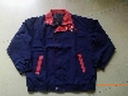 專業(yè)定制，彰顯企業(yè)風(fēng)采——全方位解析風(fēng)衣、廣告服、工作服、制服、工衣及普通工裝廠服定做